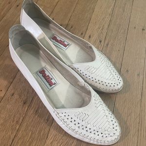Vintage Bellini White Leather Flat